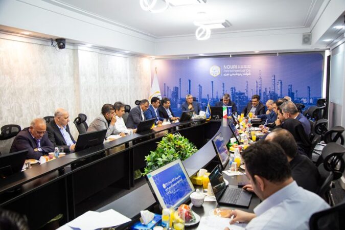 پتروشیمی نوری میزبان نخستین نشست «کانون تفکر بازرگانی» شرکتهای هلدینگ خلیج فارس پتروشیمی نوری میزبان نخستین نشست «کانون تفکر بازرگانی» شرکتهای هلدینگ خلیج فارس