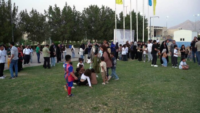 همقدم با خانواده، همدل برای سلامت همقدم با خانواده، همدل برای سلامت