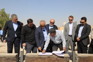 سرانه فضای آموزشی شهر بندرامام خمینی، ۱.۳ متر مربع کمتر از میانگین کشوری است/ با اجرای طرح‌های مدرسه‌سازی، به دنبال ارتقای استانداردهای آموزشی در این شهرستان هستیم 