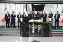 بدری: «پتروشیمی بوعلی سینا» با رویکرد شفافیت، بهره‌وری و توسعه پایدار در مسیر رشد مستمر قرار دارد/ کاهش ۶۵ درصدی هزینه‌های حمل رافینیت با تقویت فروش داخلی/ ۴۶ همت، عملکرد فروش شش‌ماهه