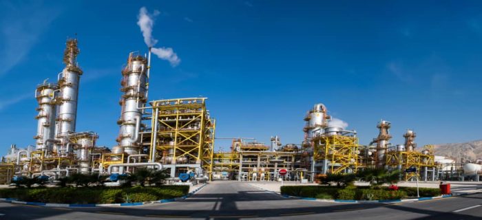 پتروشیمی مروارید با افزایش ۳۱ درصدی درآمد، نیمه نخست سال ۱۴۰۴ را پشت سر گذاشت