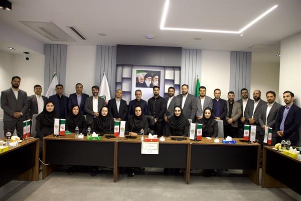 بازدید مدیرعامل شستان از دفتر جدید شرکت مخازن سبز در تهران