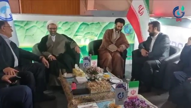 بازدید جناب دکتر حسینی کیا، نائب رئیس کمیسیون صنایع مجلس و جناب دکتر حسین زاده رئیس هیأت رئیسهی صندوق بازنشستگی وزارت نفت از شرکت پتروشیمی زاگرس بازدید جناب دکتر حسینی کیا، نائب رئیس کمیسیون صنایع مجلس و جناب دکتر حسین زاده رئیس هیأت رئیسهی صندوق بازنشستگی وزارت نفت از شرکت پتروشیمی زاگرس