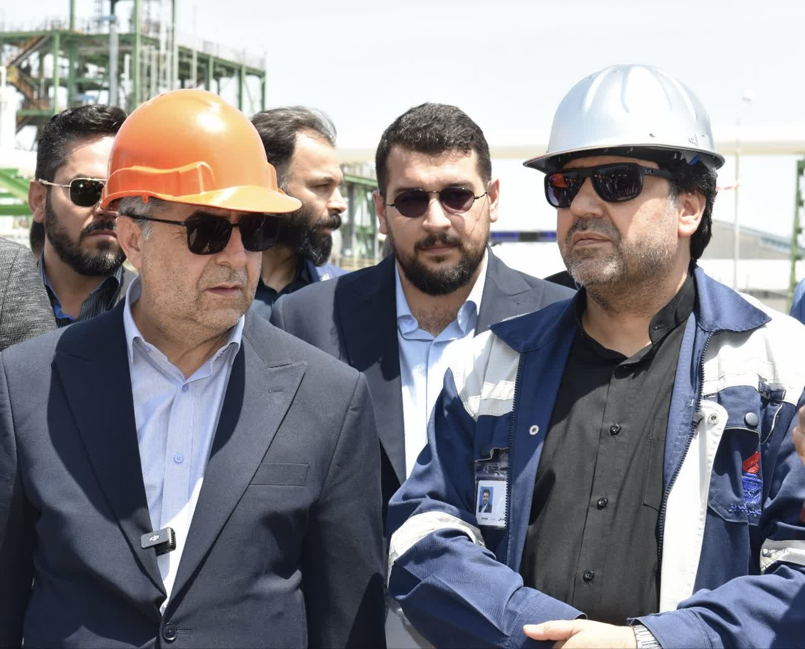 بازدید میدانی استاندار آذربایجان شرقی از قلب صنعت شمال‌غرب