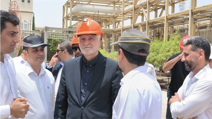 حضور میدانی مدیرعامل پتروشیمی مروارید در واحدهای تولیدی مجتمع